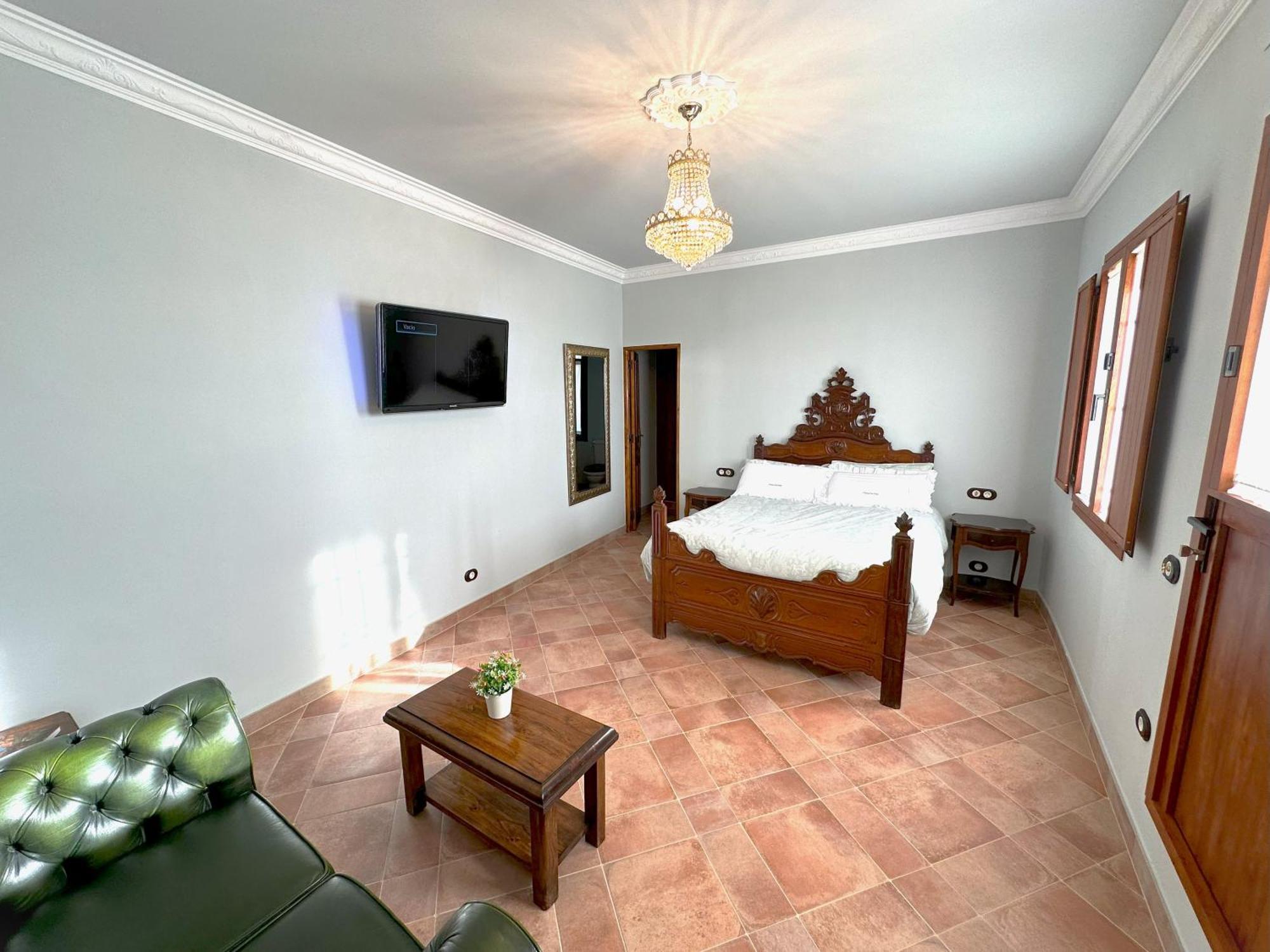 Masia Can Viver - Olive Oil Tourism B&B Bigues I Riells エクステリア 写真