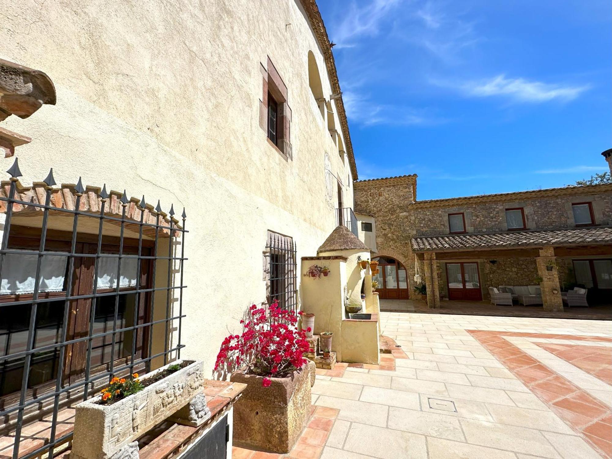 Masia Can Viver - Olive Oil Tourism B&B Bigues I Riells エクステリア 写真