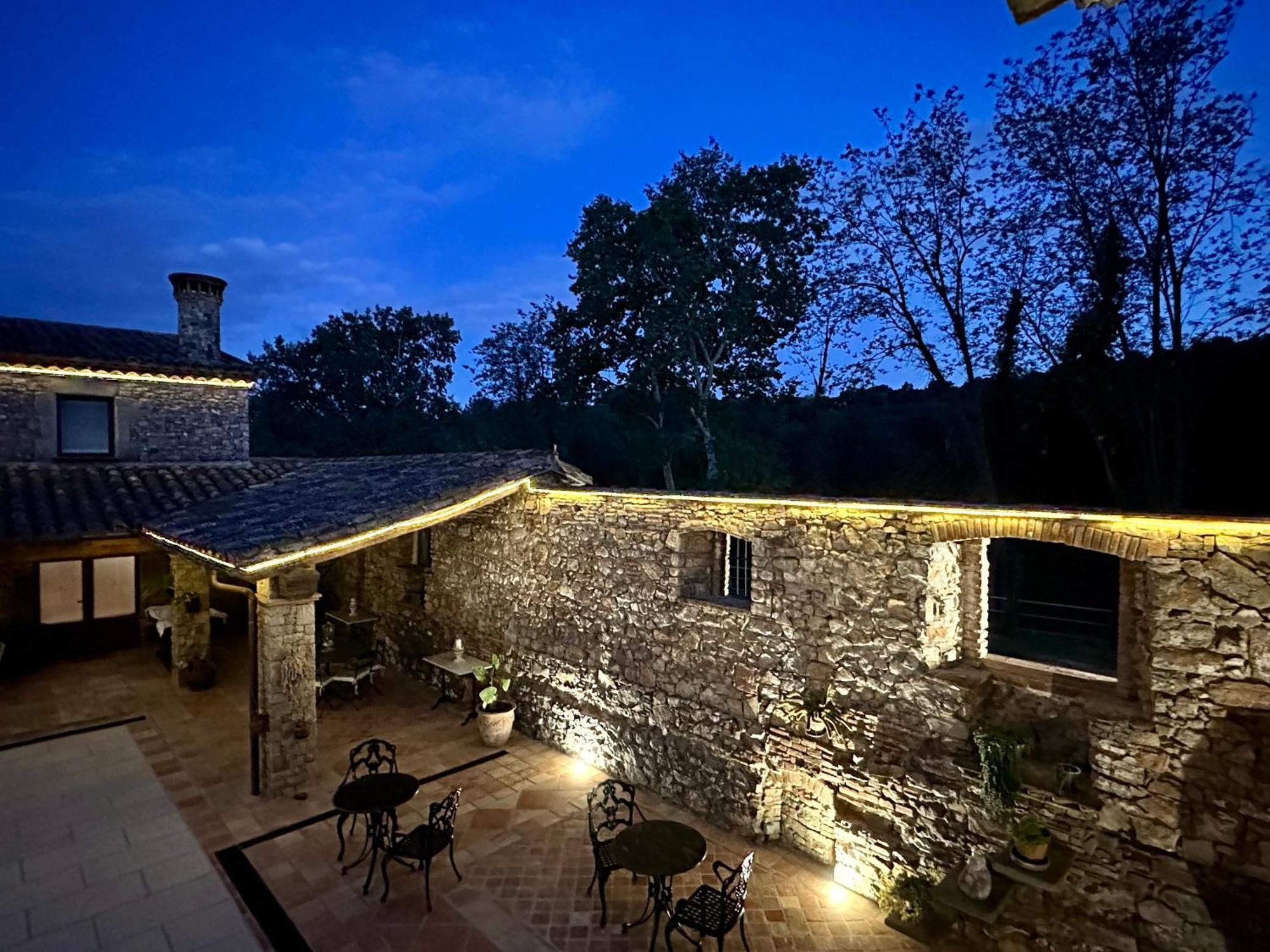 Masia Can Viver - Olive Oil Tourism B&B Bigues I Riells エクステリア 写真