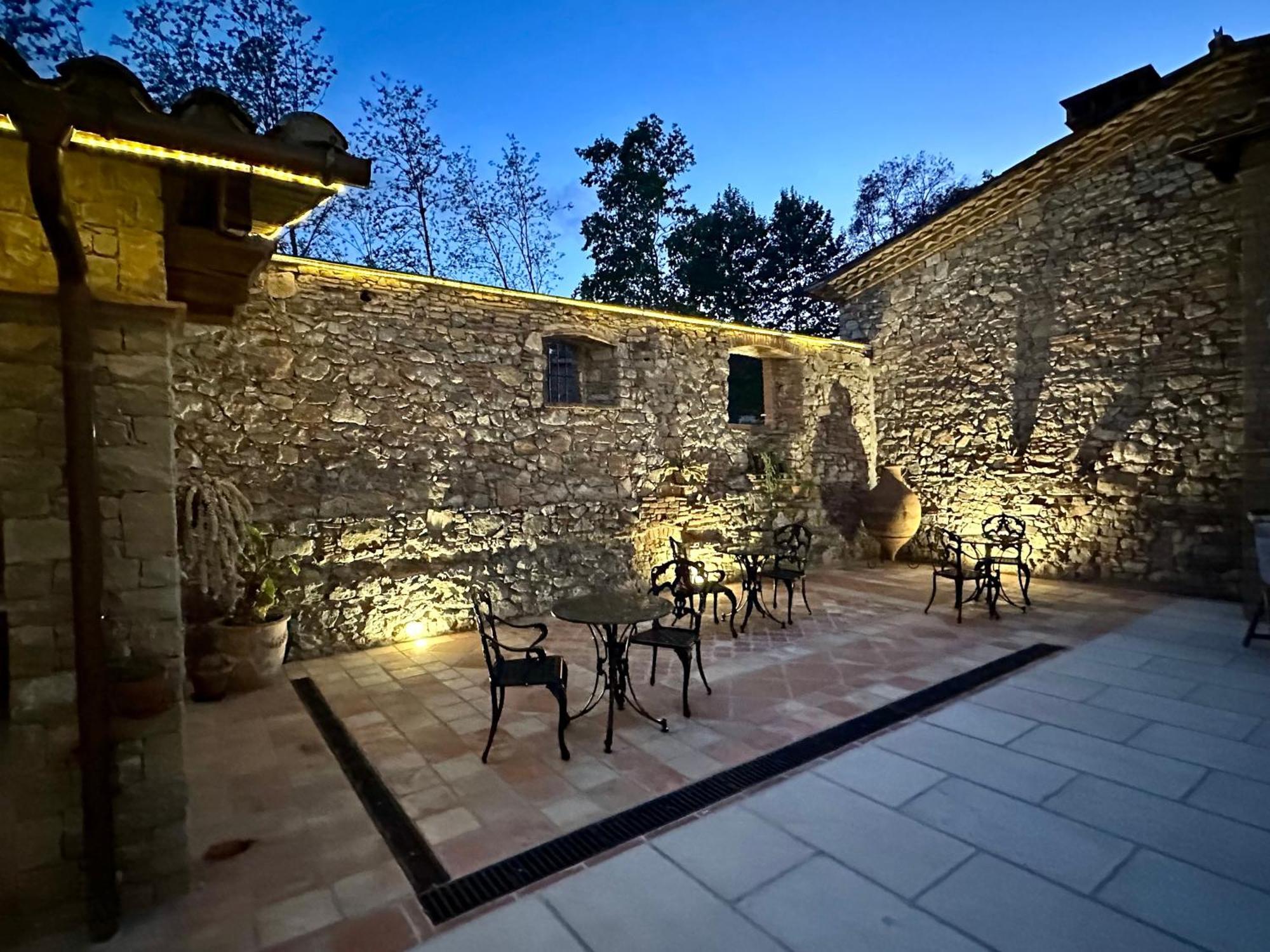 Masia Can Viver - Olive Oil Tourism B&B Bigues I Riells エクステリア 写真