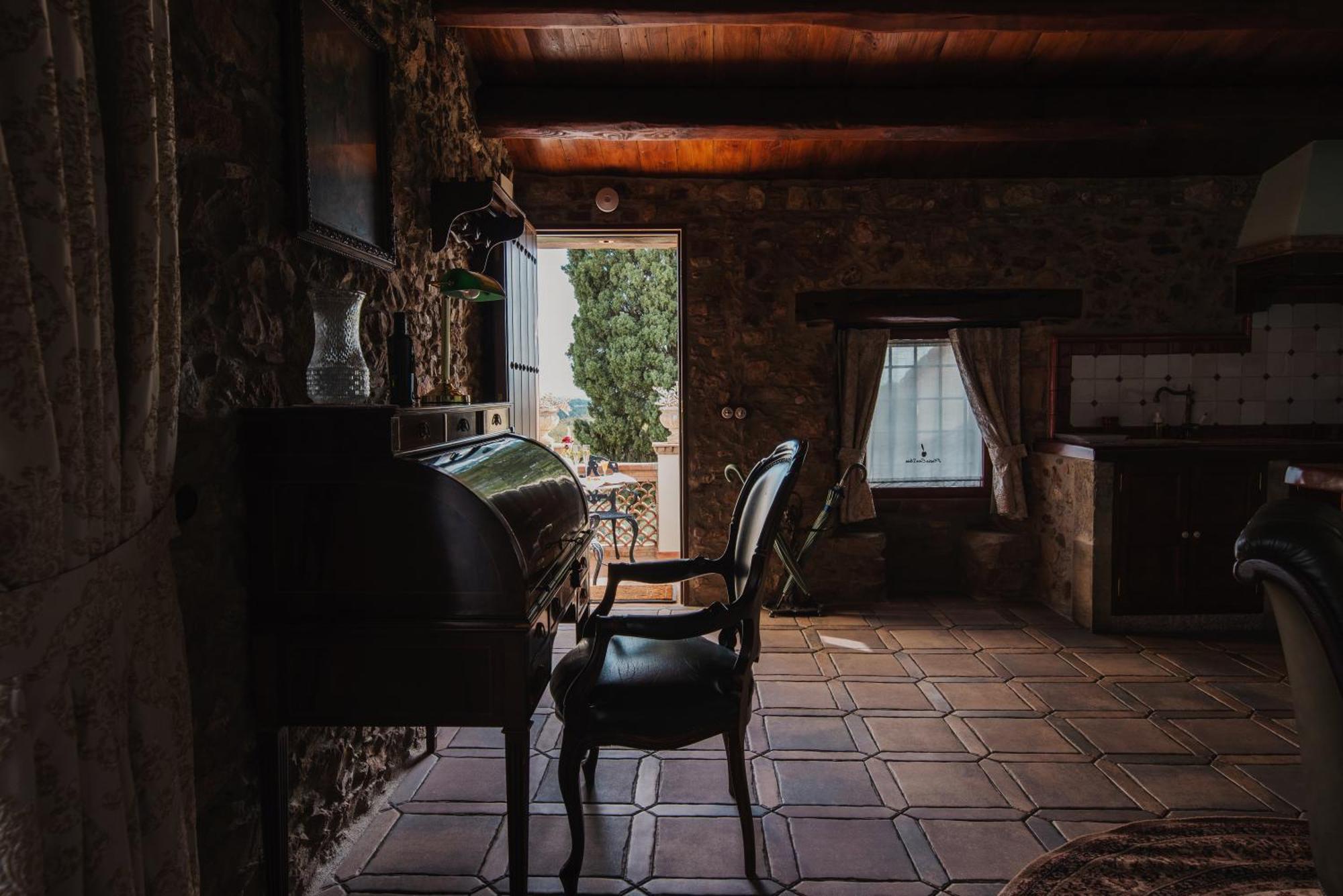 Masia Can Viver - Olive Oil Tourism B&B Bigues I Riells 部屋 写真